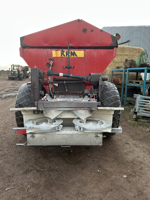 Bredal lime spreader