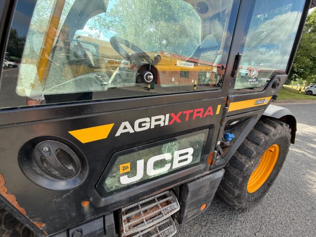 TH001304 JCB 542.70 AGX TELEHANDLER