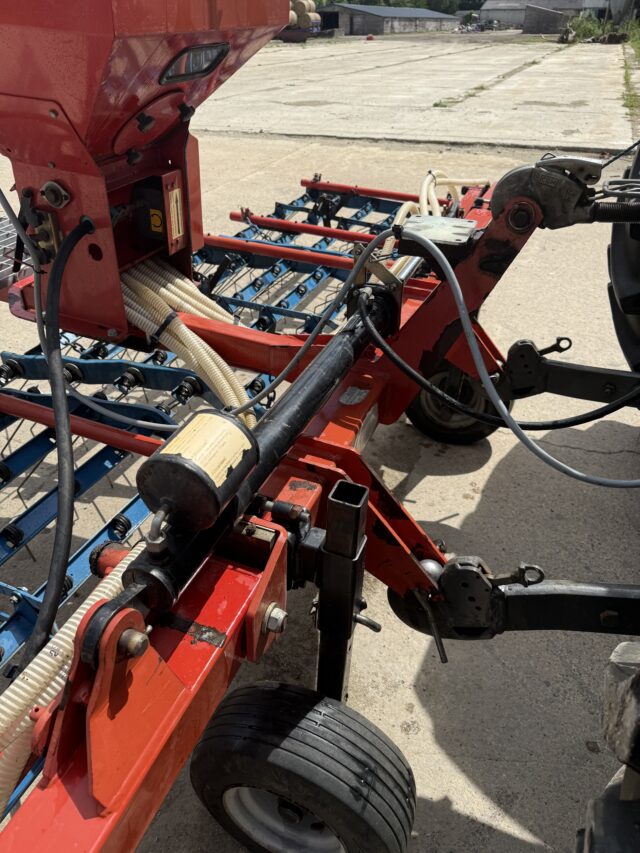 2009 opico 6m harrow air seeder