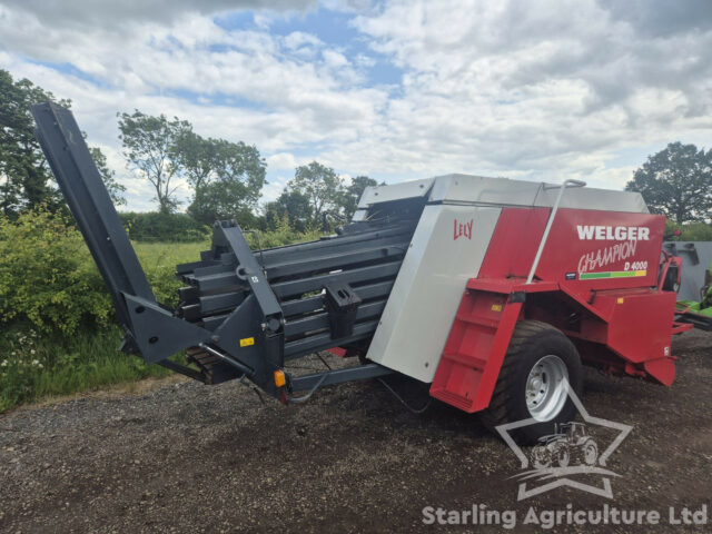 Welger D4000 80×70 Baler