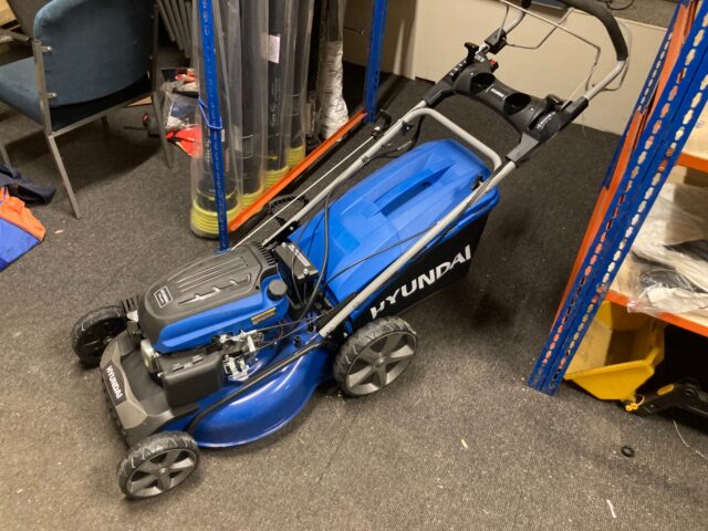 HYUNDAI 510SPE LAWN MOWER