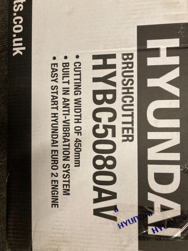 HYUNDAI 50.8CC BRUSHCUTTER