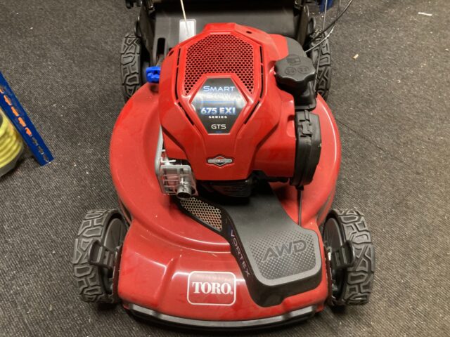 TORO 675 EXI SERIES LAWN MOWER