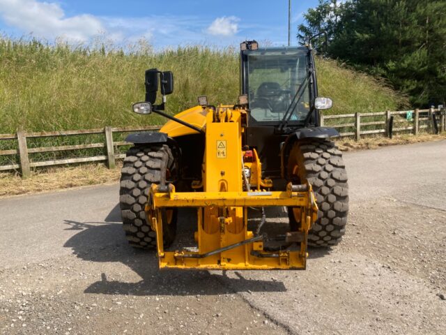 JCB 532-70