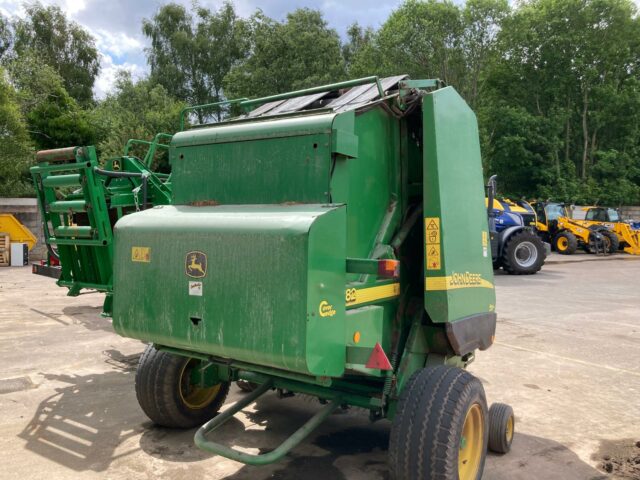 John Deere 582 Hi Flow Round Belt Baler