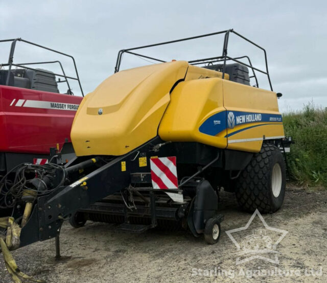 New Holland 9090 Plus Baler