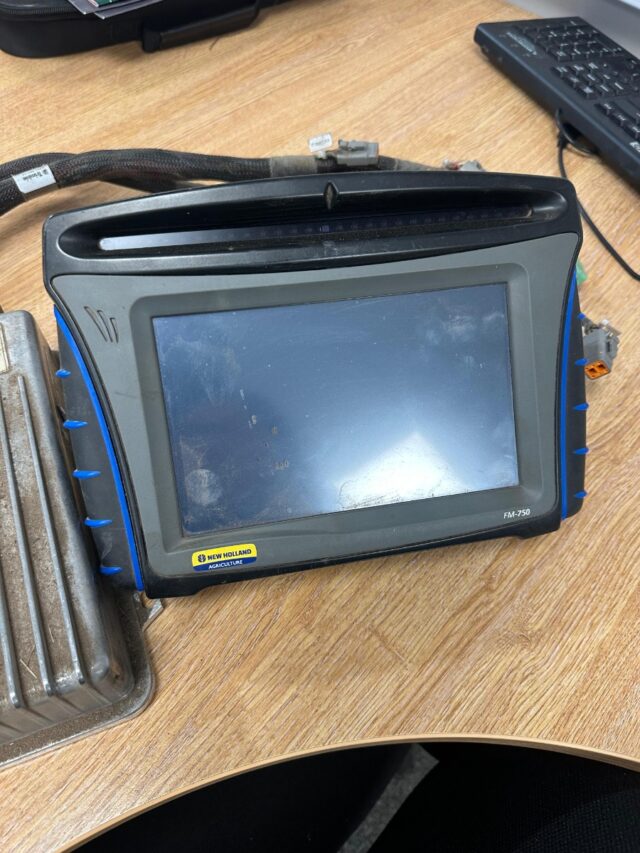 Trimble FM750 RTK Guidance System