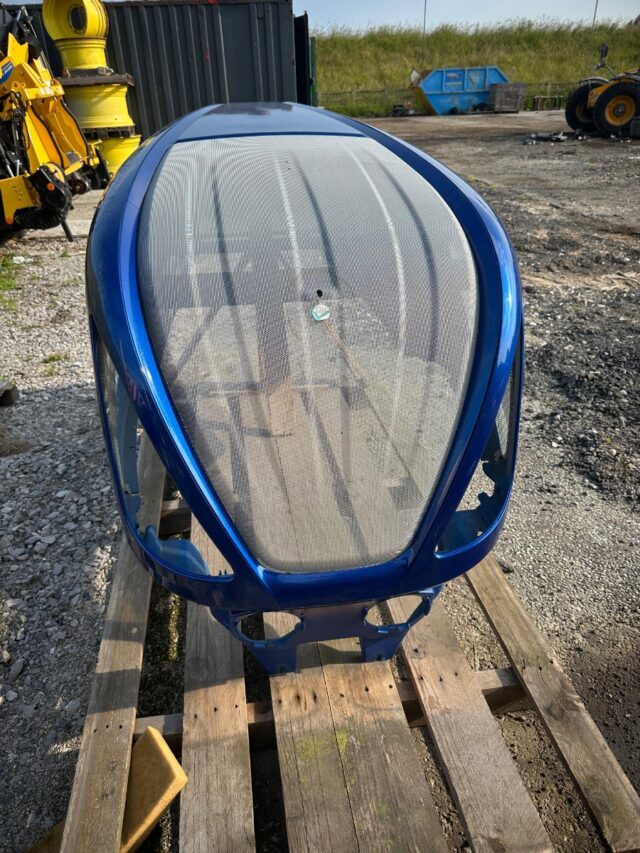 New Holland Blue Power T7.245 Bonnet