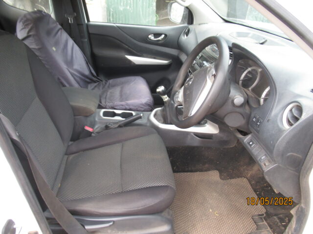 Nissan Navara NP300 pickup