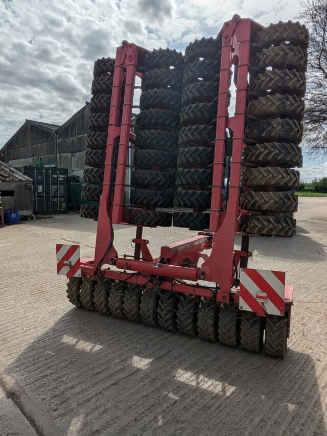 One- 2004 Horsch Optipack 12AS 12.4m