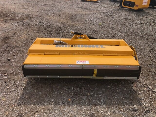 2M040464 MCCONNEL PA6567T HEDGECUTTER