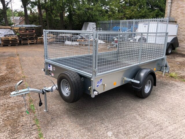 GM036877IFOR WILLIAMS P8E TRAILER