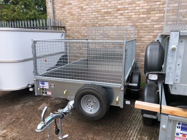 GM036876 IFOR WILLIAMS P8E TRAILER