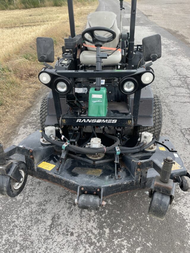 Ransome ride on mower hr300