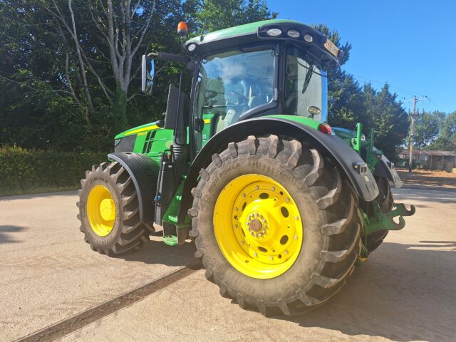 John Deere 7290R