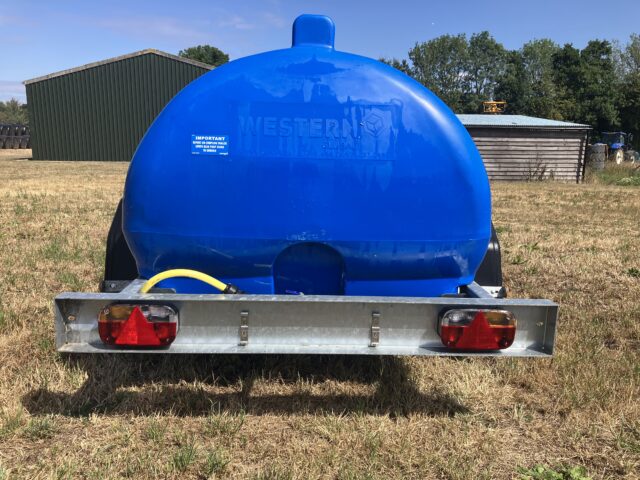 Western Global 2,700 litre bowser