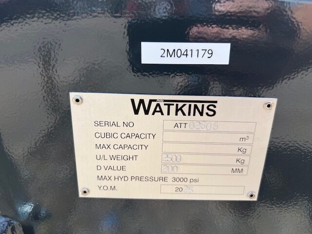 2M041179 PHILLIP WATKINS 2500KG WEIGHT