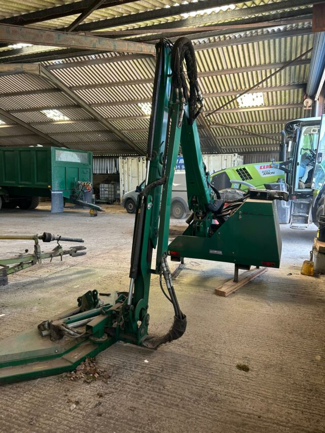 2011 Spearhead Excel 645T Hedgecutter