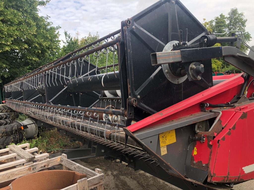 mf MF 7260, 7270 BETA Massey Ferguson Combine Harvester