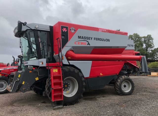 T5011908 2008 MASSEY FERGUSON 7278AL COMBINE