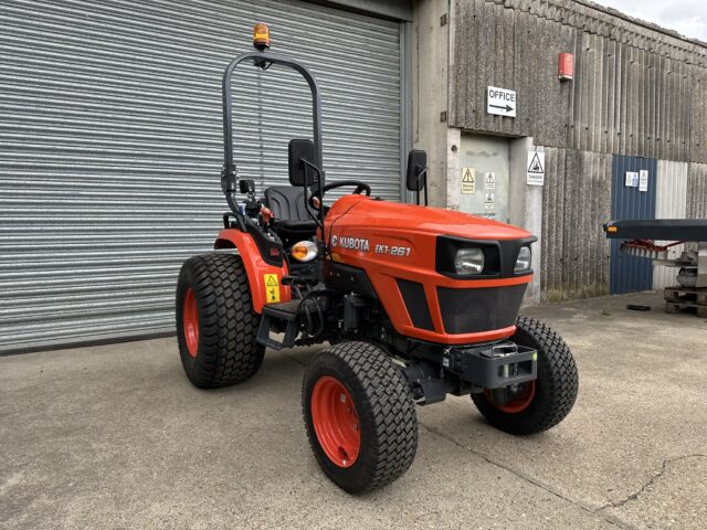 KUBOTA EK1-261 Compact Tractor