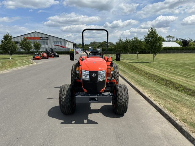 KUBOTA L1452 COMPACT TRACTOR