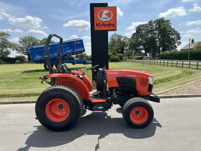 KUBOTA L1452 COMPACT TRACTOR