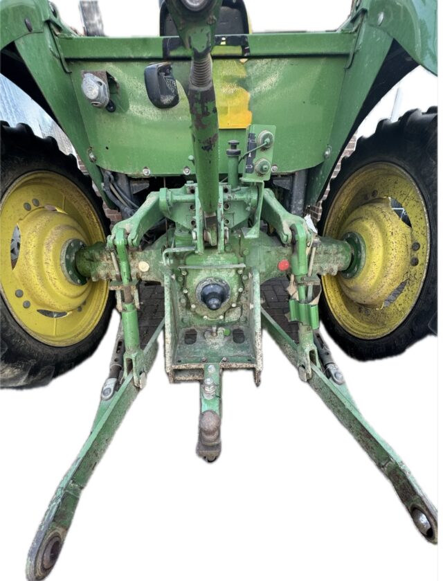 John Deere 5055E