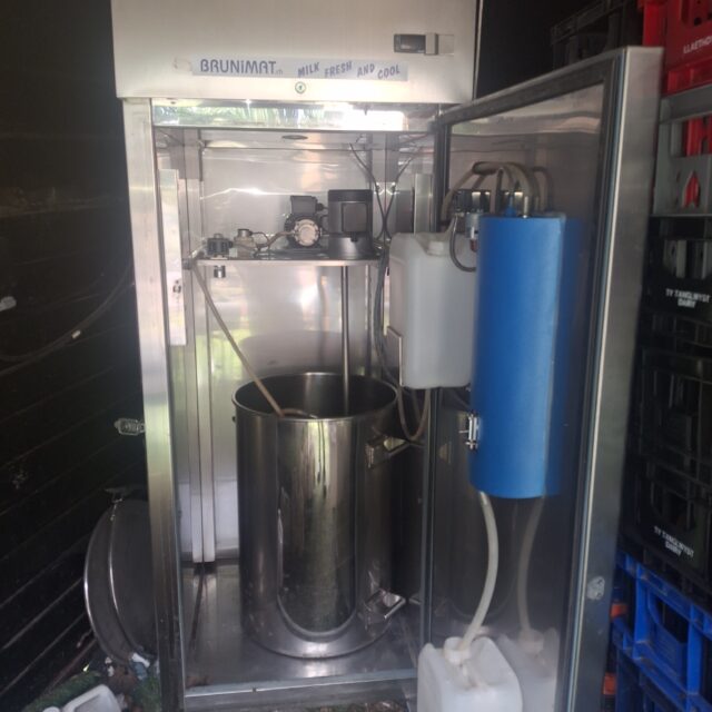 Brunimat Milk Vending Machine