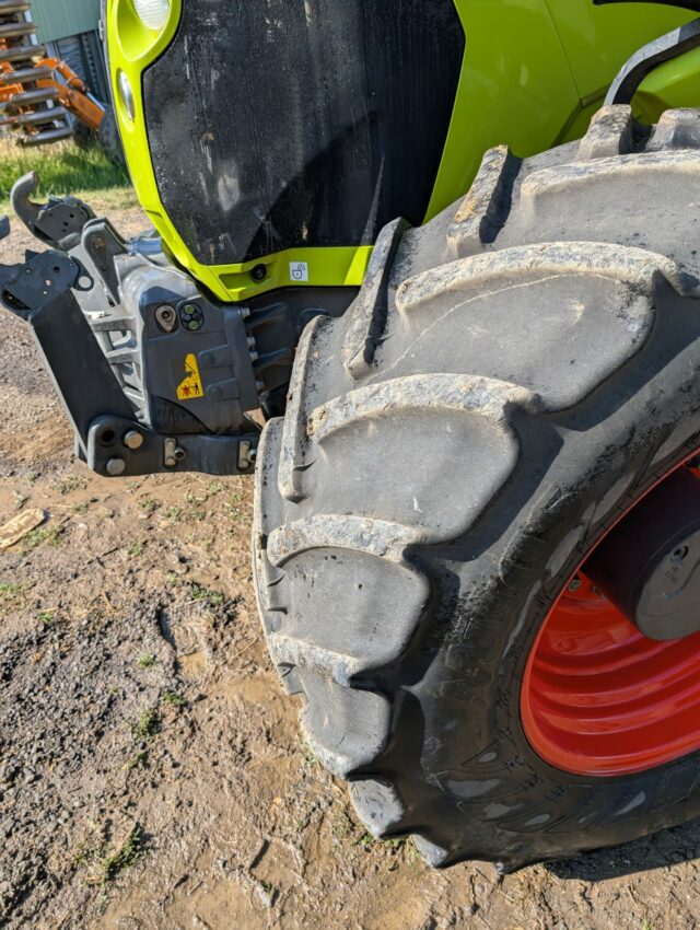 CLAAS Arion 650 CIS+