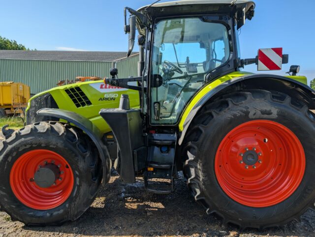 CLAAS Arion 650 CIS+