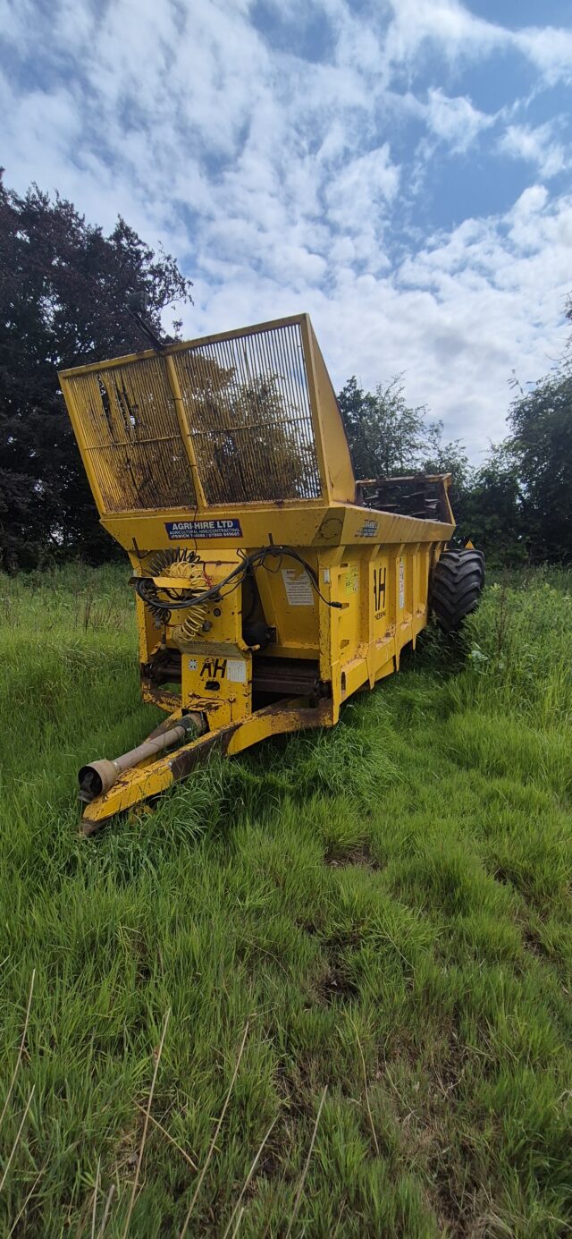 Agri Hire Muck Spreader
