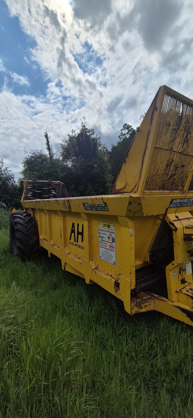 Agri Hire Muck Spreader