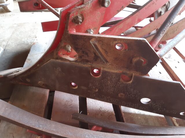 Kverneland No.30 complete Mouldboards