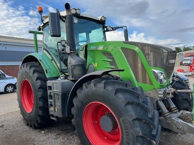 TB001488 – 2017 Fendt 828 Profi Plus Tractor