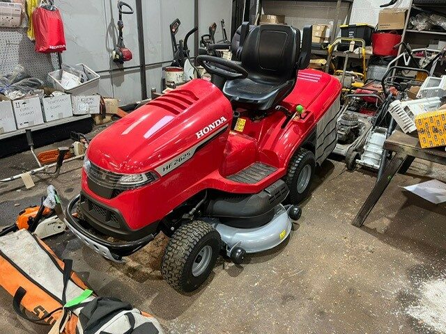 GM036134 HONDA HF2625HTEH RIDE ON MOWER.