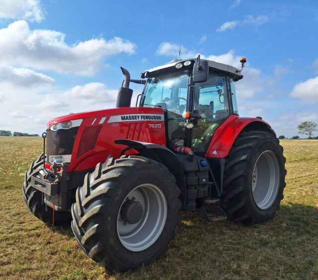 Massey Ferguson 7620