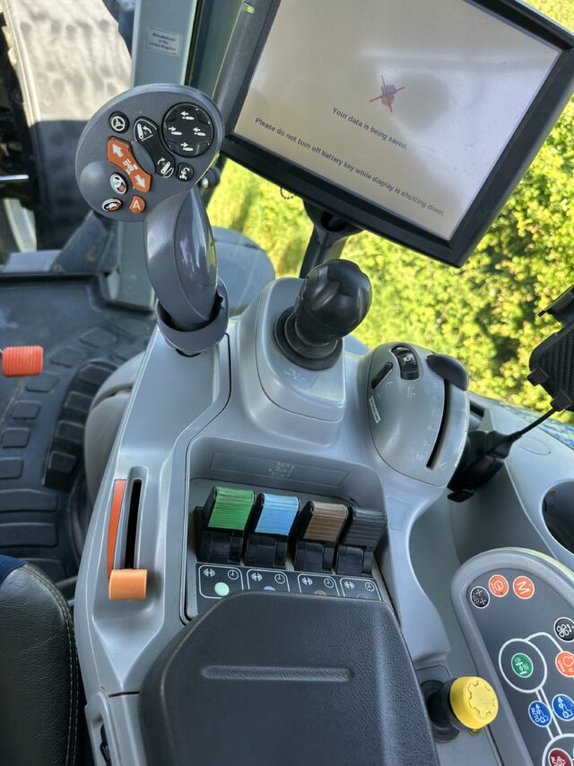New Holland T7.245 50K-Power Command