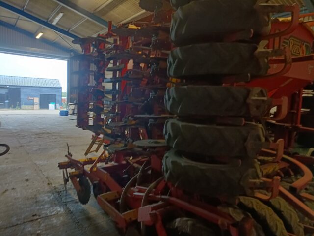 Vaderstad rapid drill