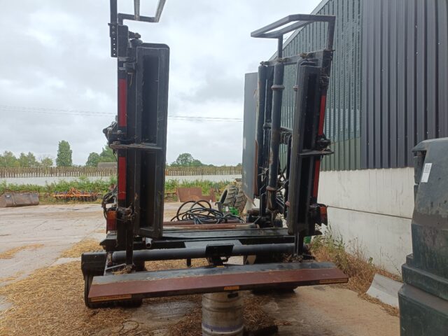 parkland bale sledge