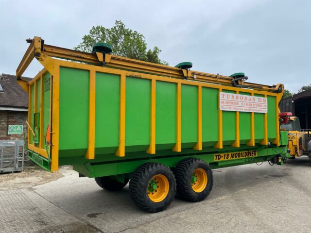 One- 2009 Turbo Dan TD18 Trailer drier