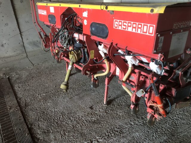Maize drill