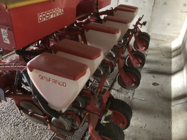 Maize drill