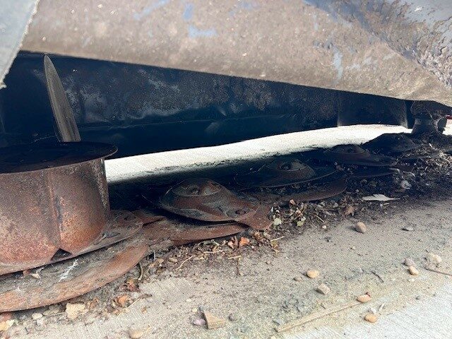 T2037258 2019 MF DM205 DISC MOWER