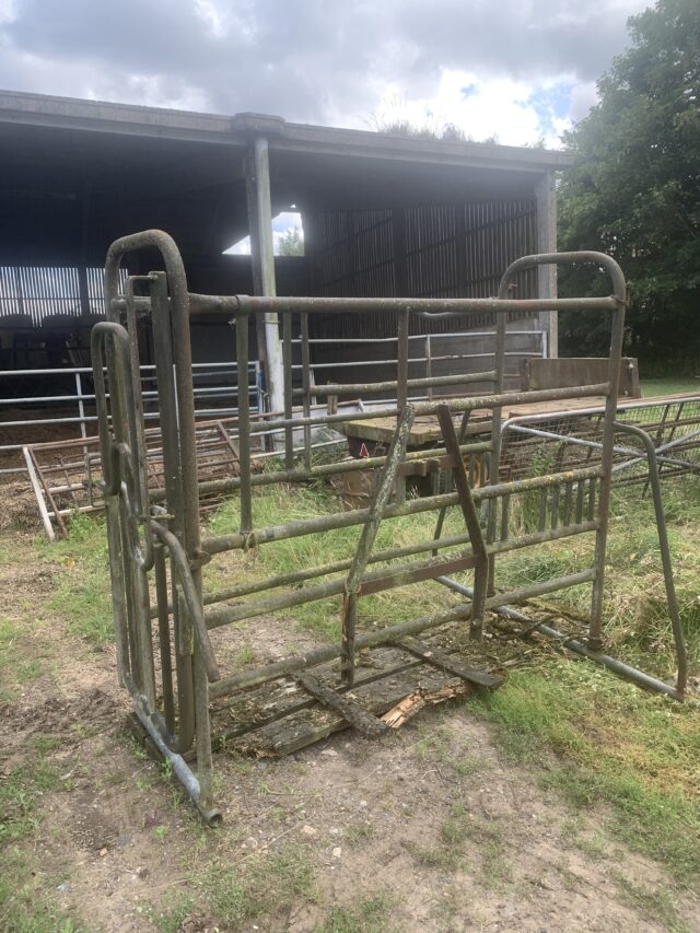 Old cattle crush
