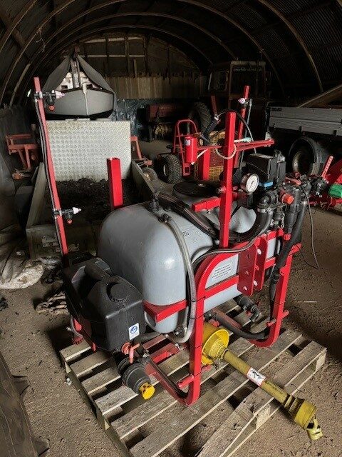 Land Quip 4 M Sprayer