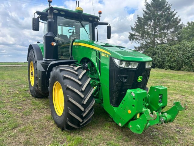 John Deere 8370R