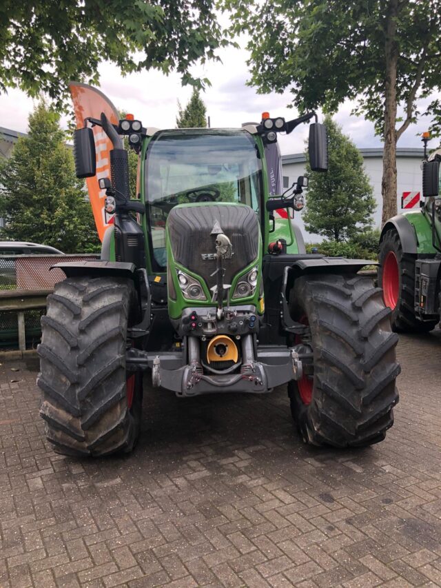 CM000258 FENDT 724 VARIO GEN6 TRACTOR