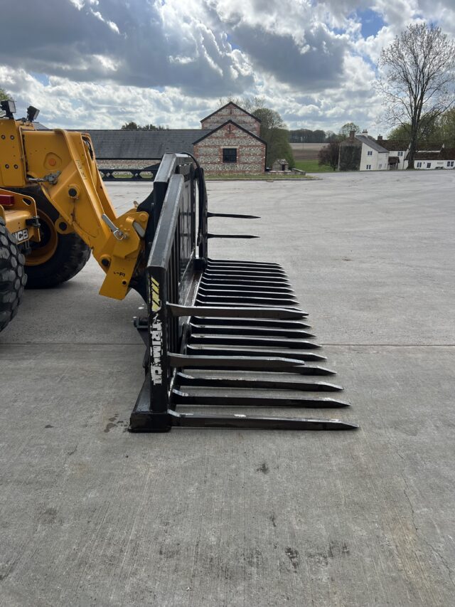 Strimech 14ft Hydraulic fold Silage Fork