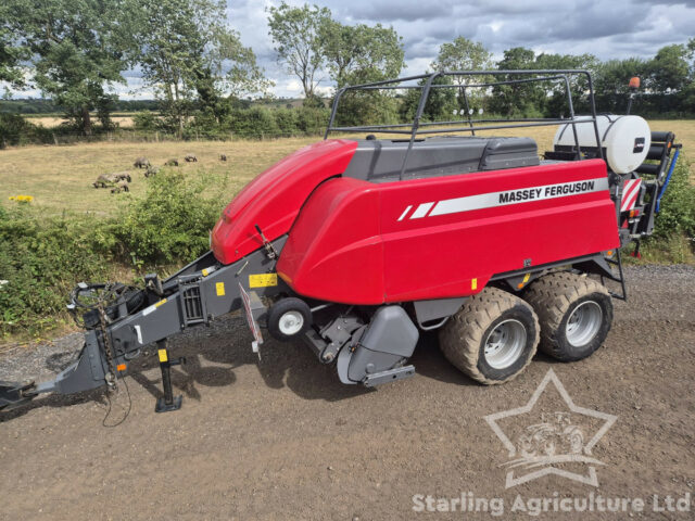 Massey Ferguson 2240 80 x 70 Baler